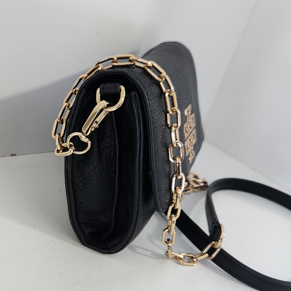 Like New!Tory Burch Black Pebbled Leather Crossbody Bag - Picture 6 of 10